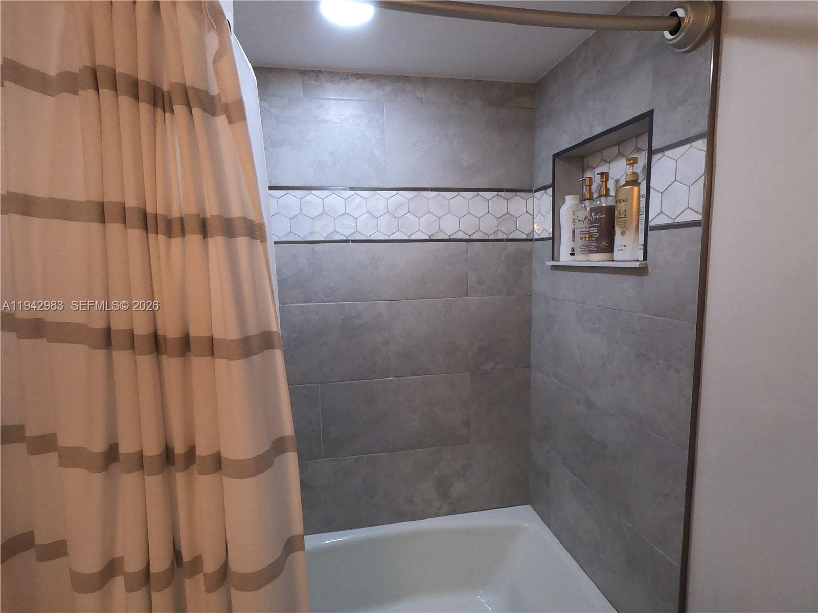 3930 Inverrary Boulevard, Unit 604D Lauderhill, FL 33319 - Photo 18 of 36