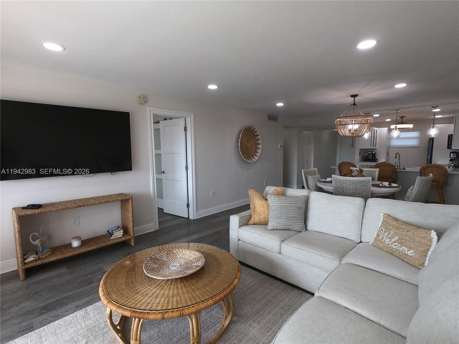 3930 Inverrary Boulevard, Unit 604D Lauderhill, FL 33319 - Photo 5 of 36