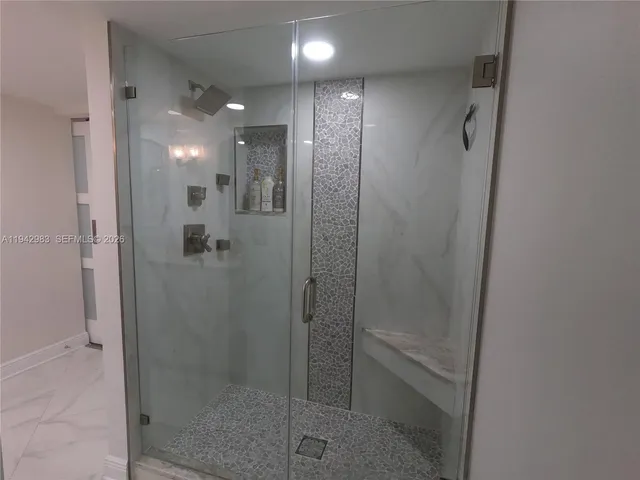 $179,900 | 3930 Inverrary Boulevard, Unit 604D, Lauderhill, FL 33319