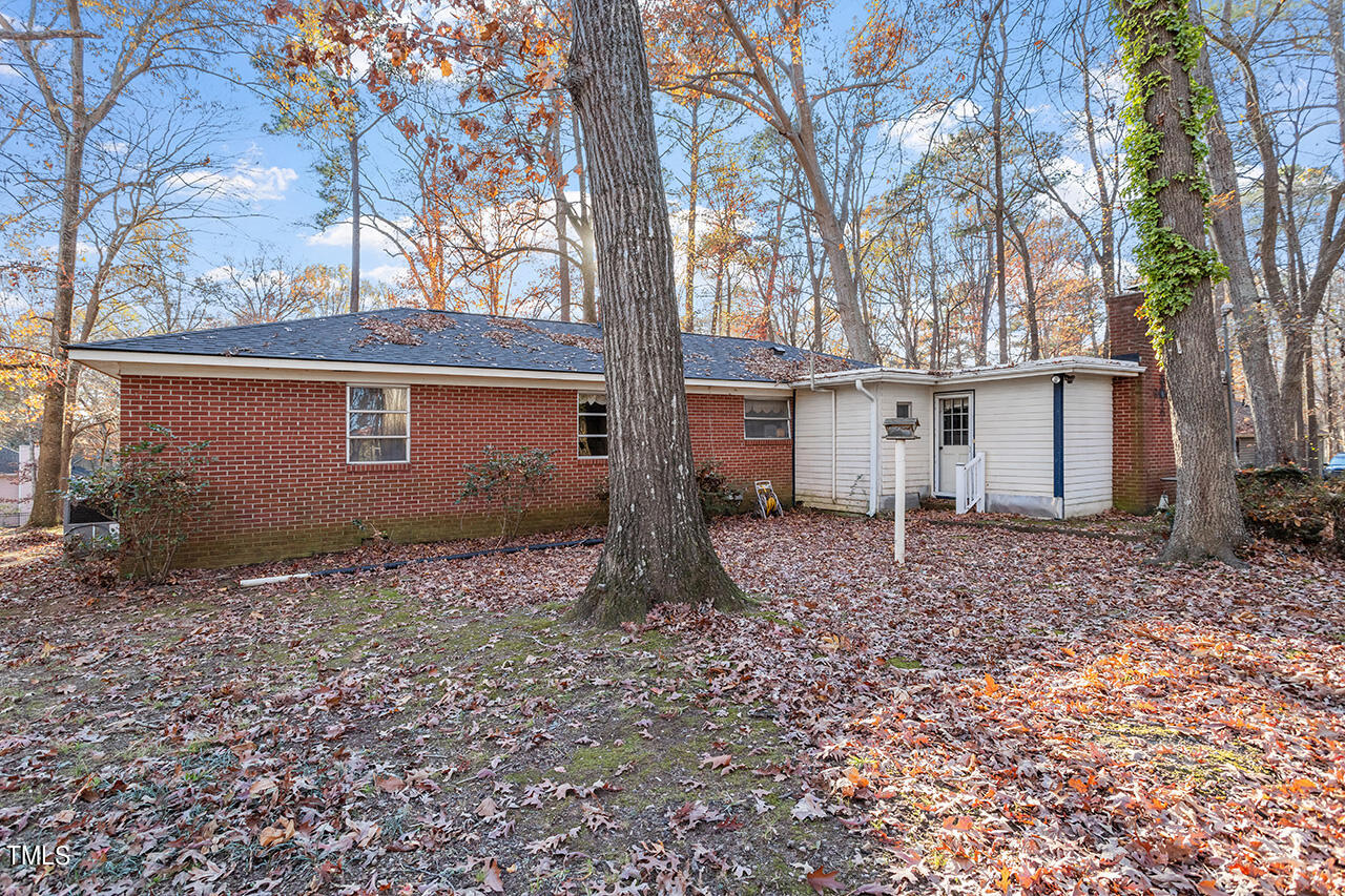 3011 Old Raleigh Road Apex, NC 27502 - Photo 3 of 9 3011 Old Raleigh Road_06