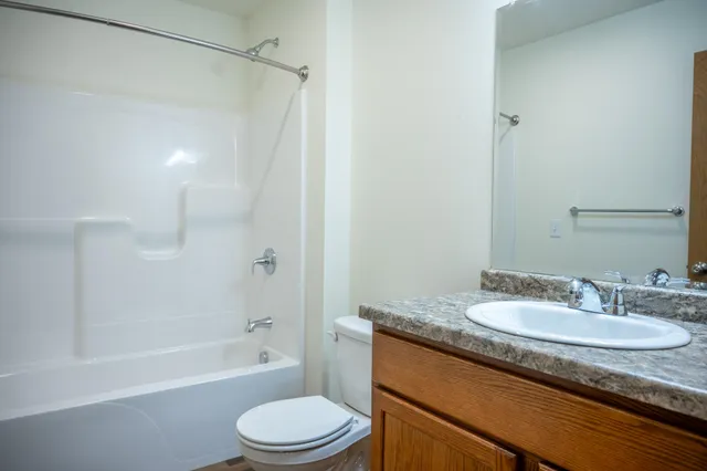 $324,900 | 513 Oak Grove, Necedah, WI 54646