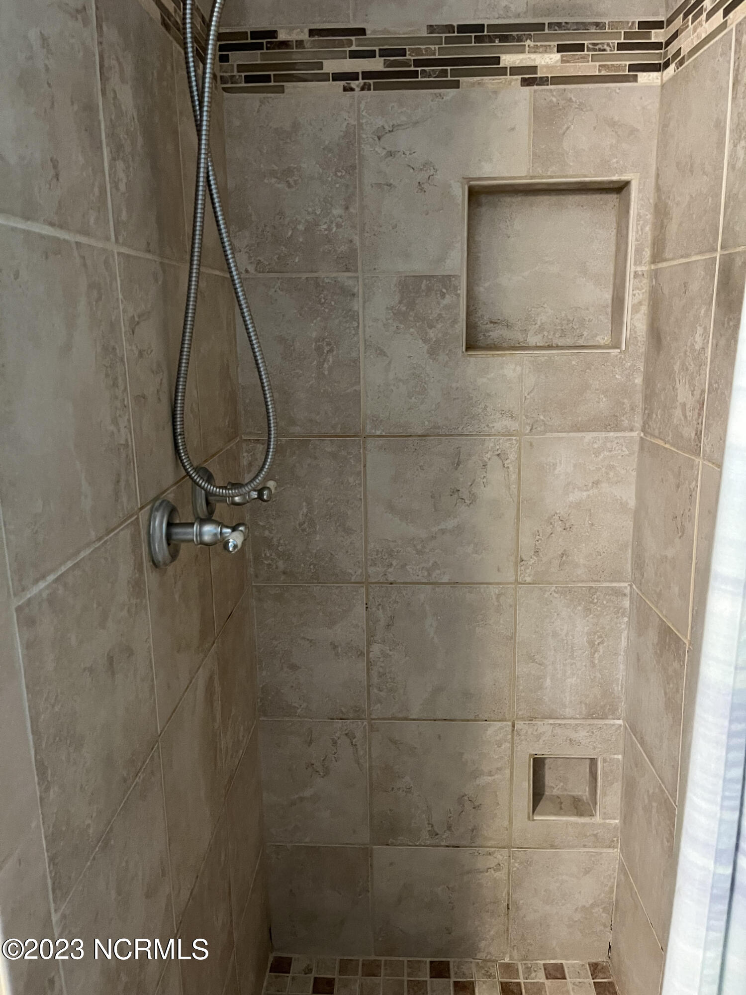 607 Robin Road Morehead City, NC 28557 - Photo 26 of 34 Shower