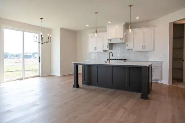 $919,000 | 3627 Knightsbridge Trail Lake North, Lake Elmo, MN 55042
