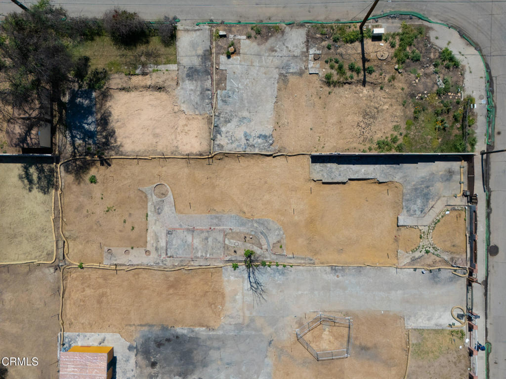 351 West Harriet Street Altadena, CA 91001 - Photo 7 of 14 a view of fountain