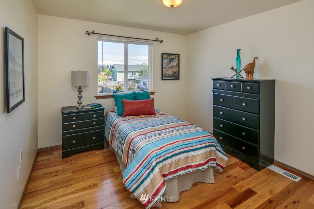 1315 37th Street Anacortes, WA 98221 - Photo 14 of 24