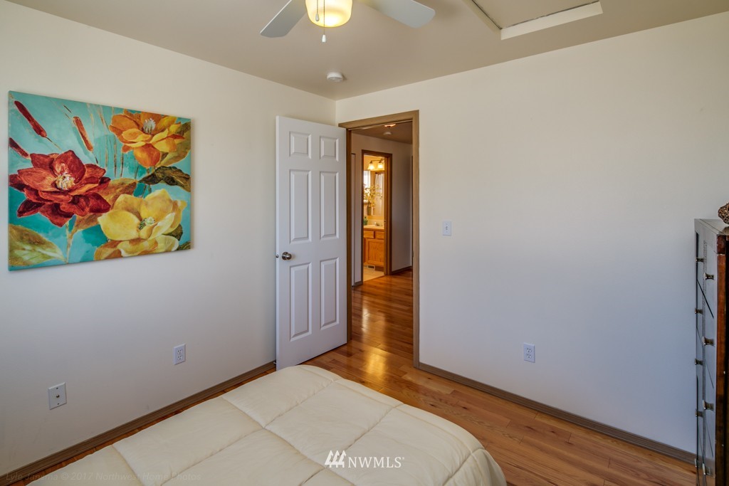 1315 37th Street Anacortes, WA 98221 - Photo 17 of 24