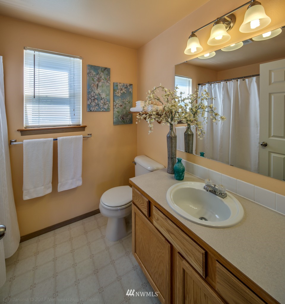 1315 37th Street Anacortes, WA 98221 - Photo 18 of 24