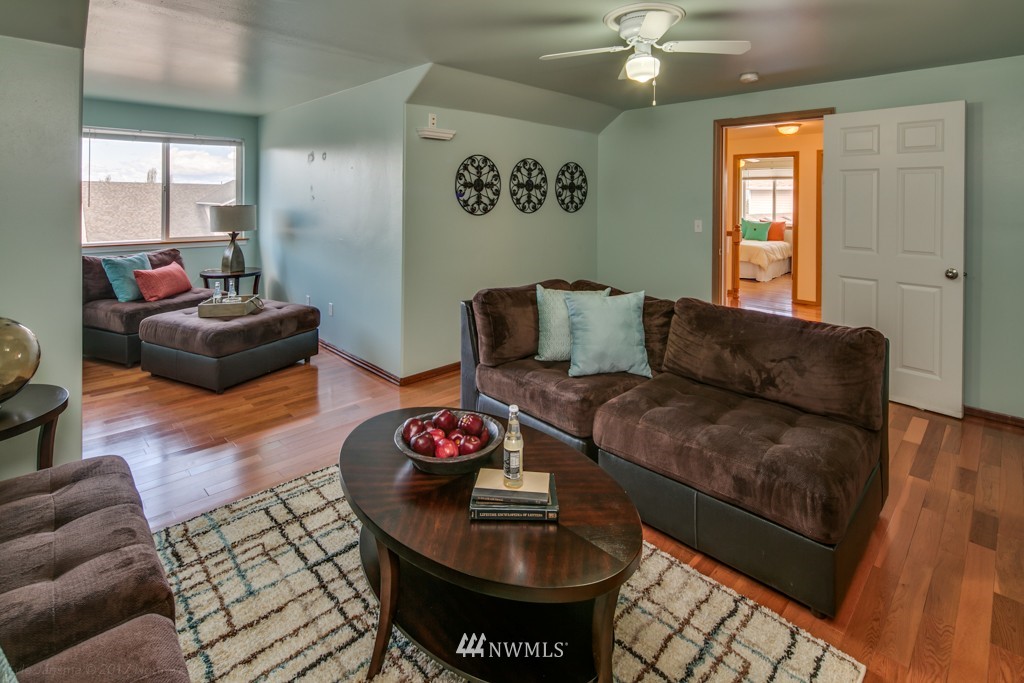 1315 37th Street Anacortes, WA 98221 - Photo 20 of 24