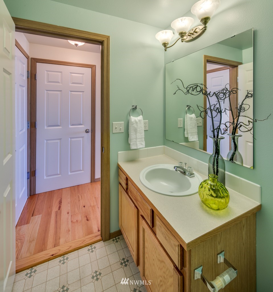 1315 37th Street Anacortes, WA 98221 - Photo 21 of 24