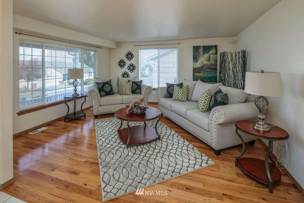1315 37th Street Anacortes, WA 98221 - Photo 4 of 24