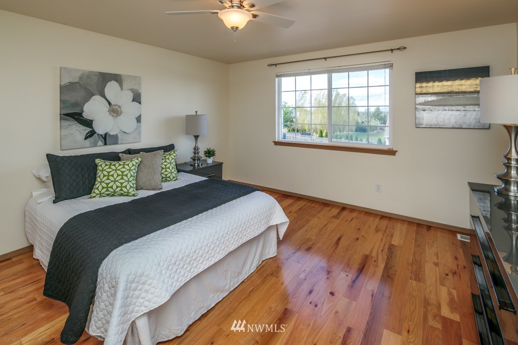 1315 37th Street Anacortes, WA 98221 - Photo 9 of 24
