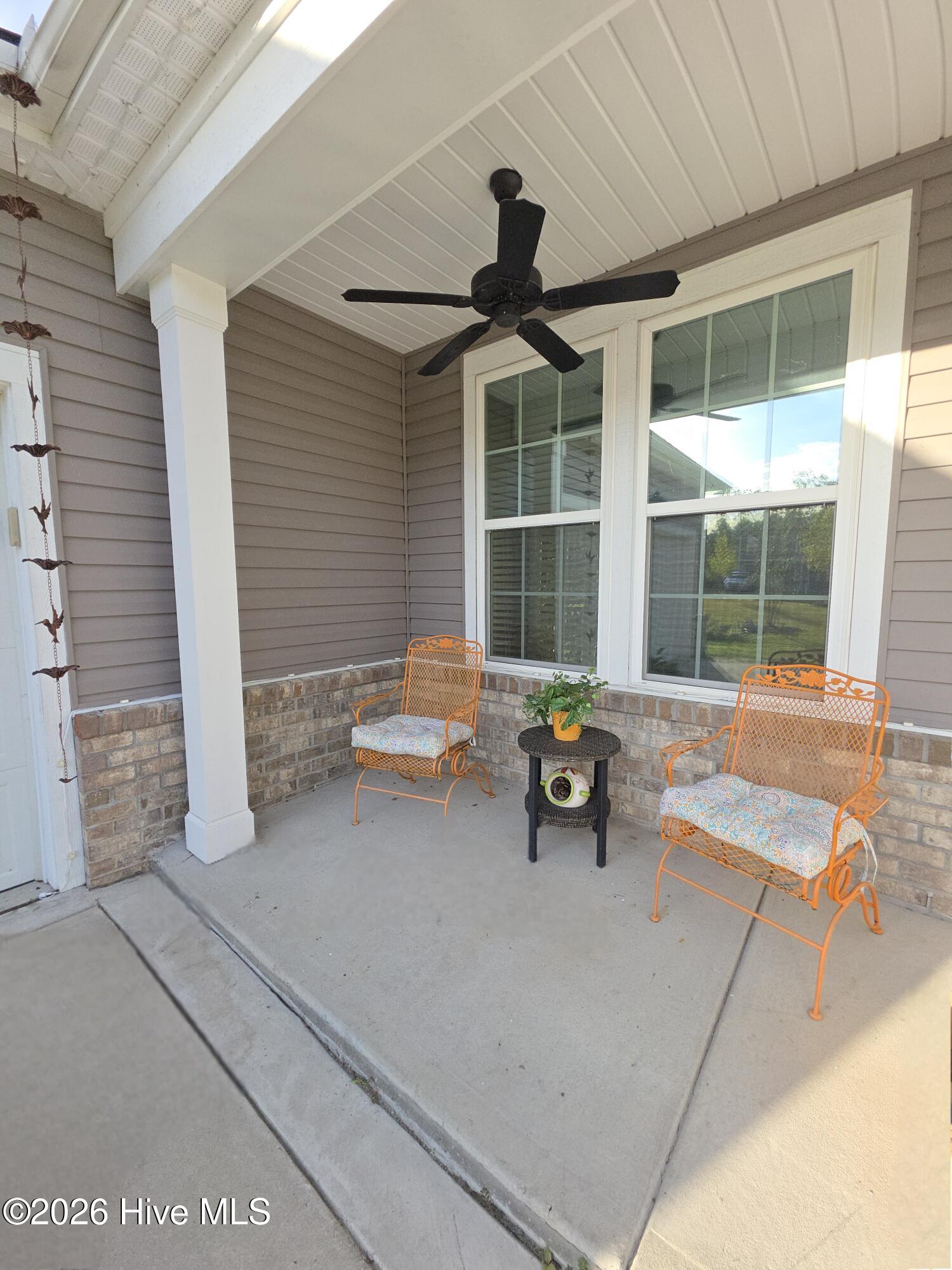 315 Neuse Drive Holly Ridge, NC 28445 - Photo 4 of 30 20250901_183038