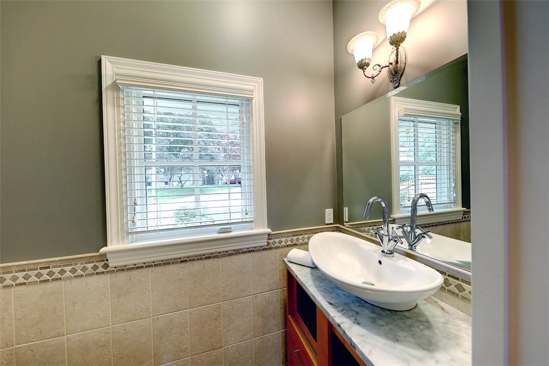60 Riverside Drive East Providence, RI 02915 - Photo 19 of 35 Gallery Image 19
