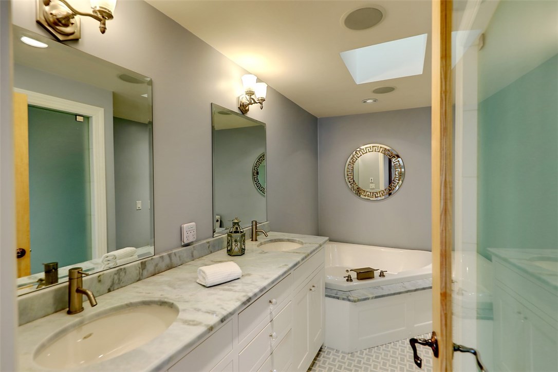 60 Riverside Drive East Providence, RI 02915 - Photo 23 of 35 Gallery Image 23