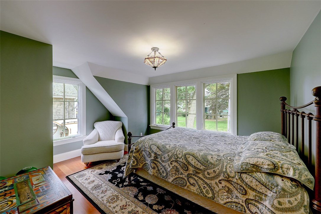 60 Riverside Drive East Providence, RI 02915 - Photo 24 of 35 Gallery Image 24