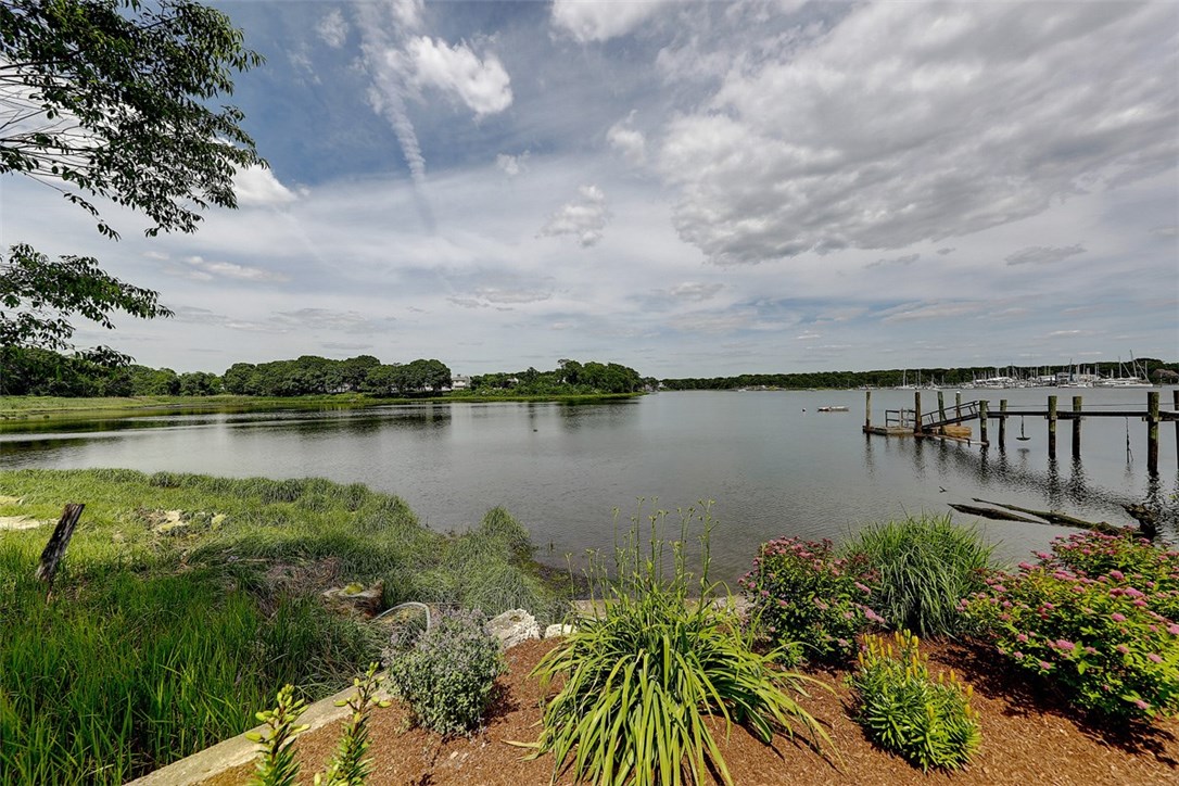 60 Riverside Drive East Providence, RI 02915 - Photo 31 of 35 Gallery Image 31