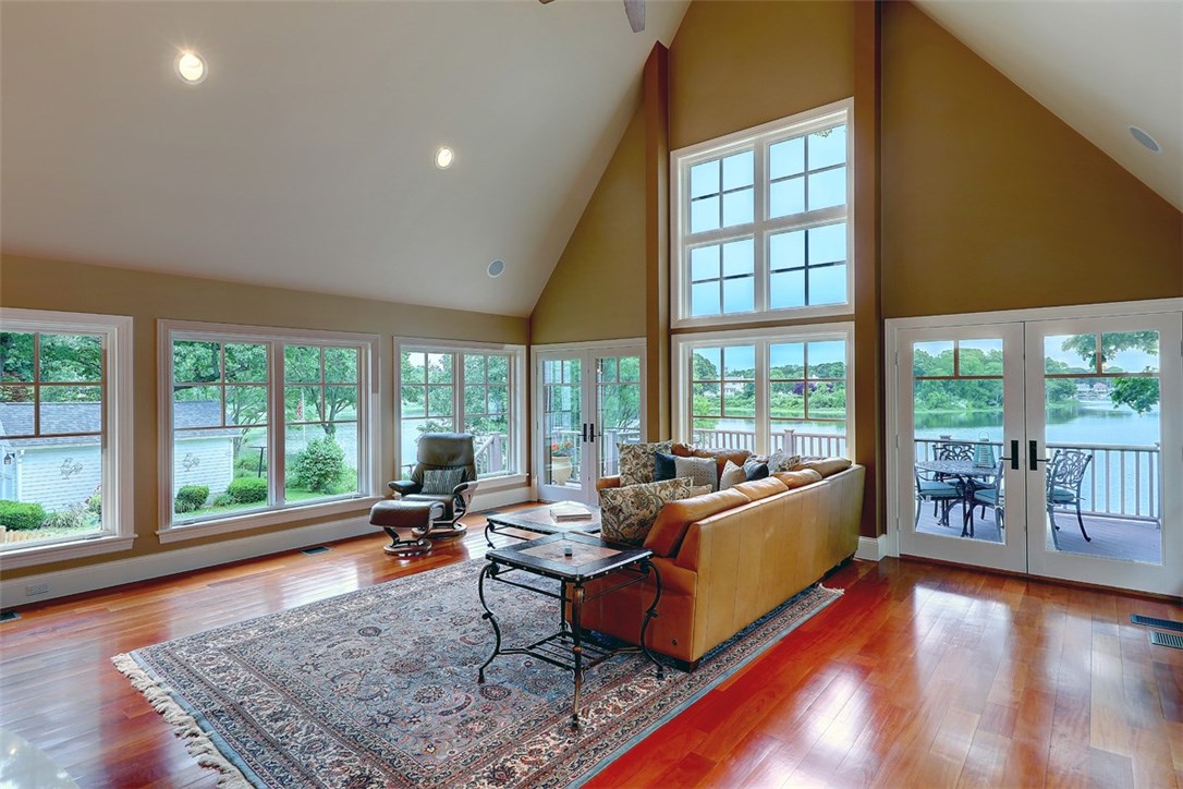 60 Riverside Drive East Providence, RI 02915 - Photo 6 of 35 Gallery Image 6