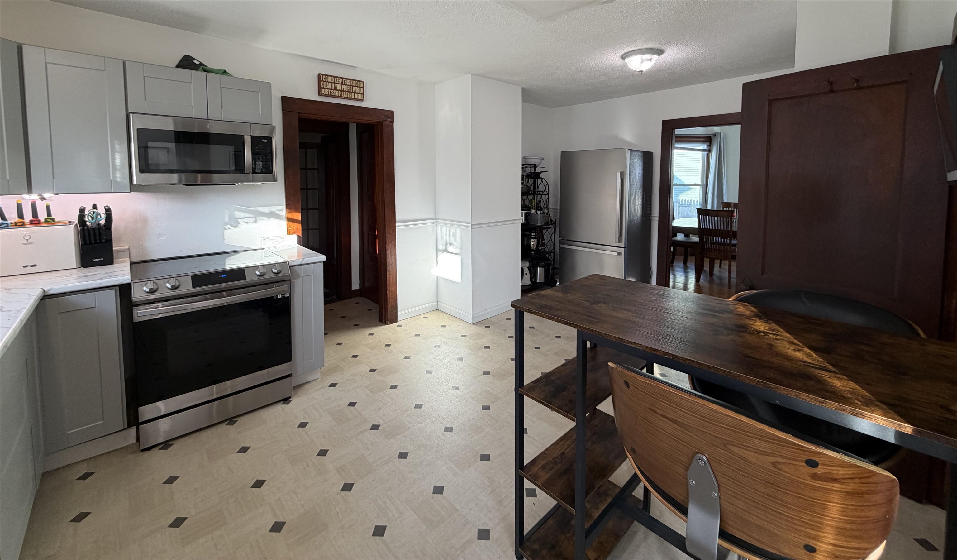 209 Baker Street Keene, NH 03431 - Photo 5 of 28