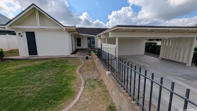 $998,000 | 95-566 Kanamee Street, Mililani, HI 96789