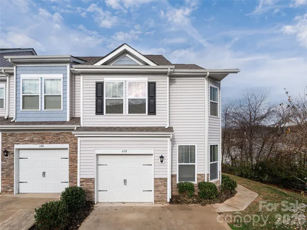 $385,000 | 610 Santa Clara Drive, Asheville, NC 28806