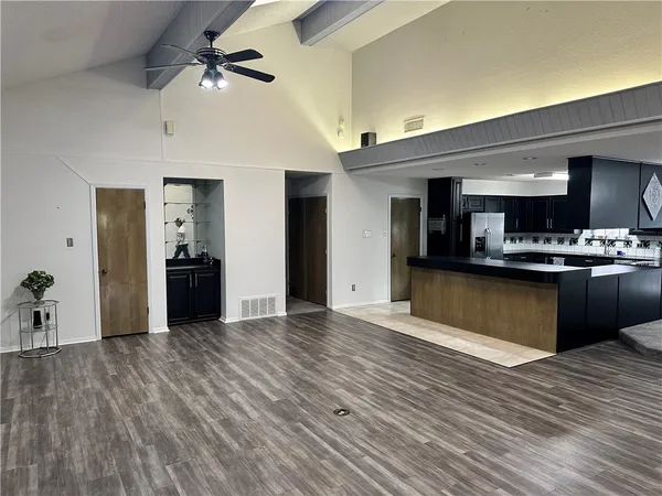 $385,000 | 901 Ward Street, Marlin, TX 76661