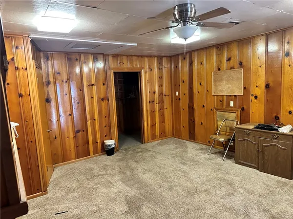 $385,000 | 901 Ward Street, Marlin, TX 76661