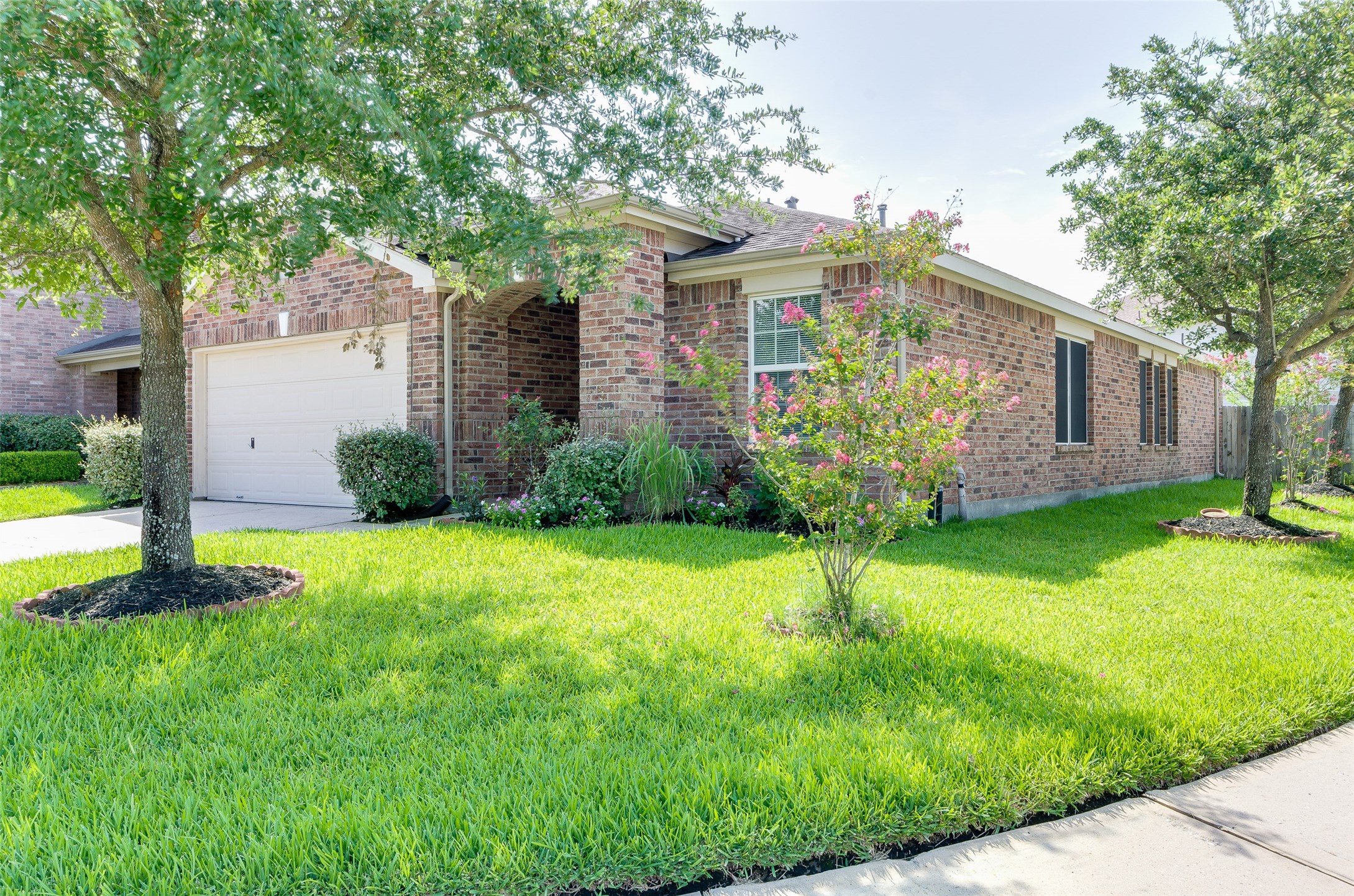 3302 Legends Landing Drive Spring, TX 77386 - Photo 7 of 48
