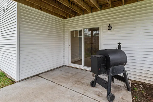 $470,000 | 776 Bluestem Court, Blue Grass, IA 52726