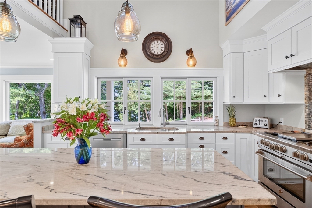 105 Bay Road Barnstable, MA 02635 - Photo 6 of 27 Gallery Image 6