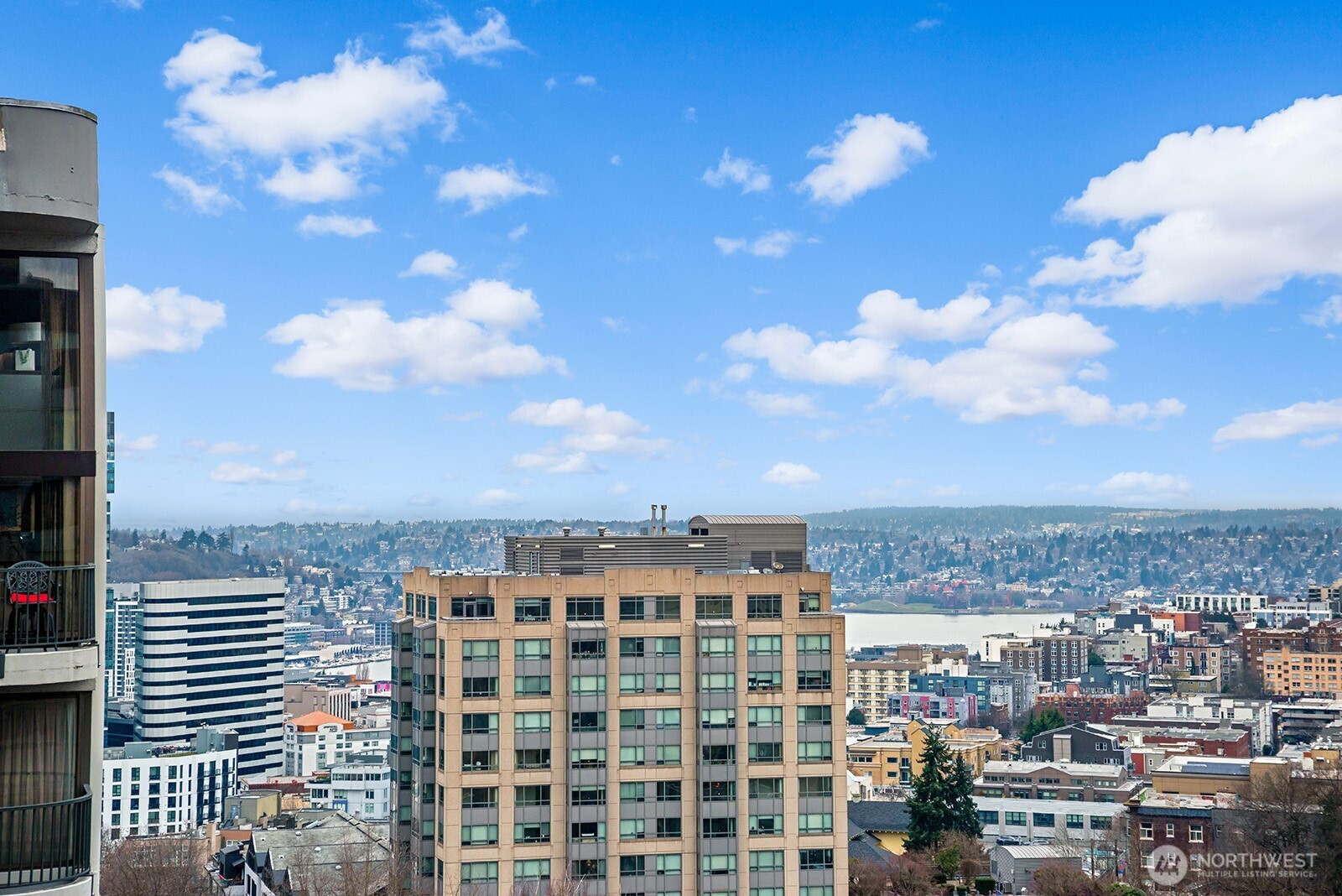 1017 Minor Avenue, Unit 901 Seattle, WA 98104 - Photo 14 of 17