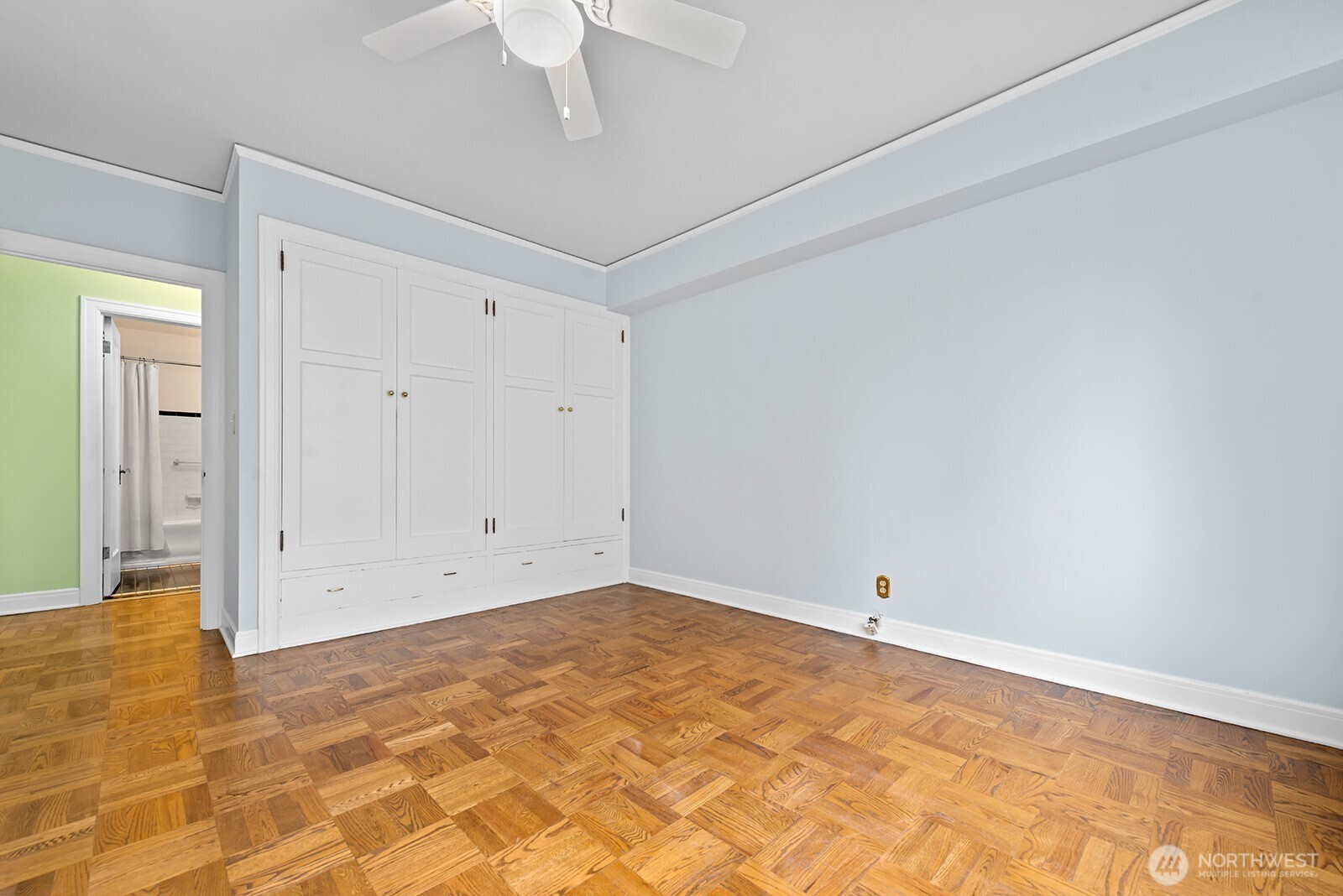 1017 Minor Avenue, Unit 901 Seattle, WA 98104 - Photo 19 of 29