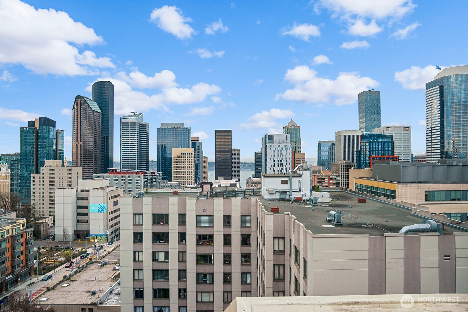 1017 Minor Avenue, Unit 901 Seattle, WA 98104 - Photo 22 of 29