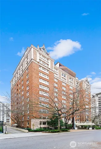 $415,000 | 1017 Minor Avenue, Unit 901, Seattle, WA 98104