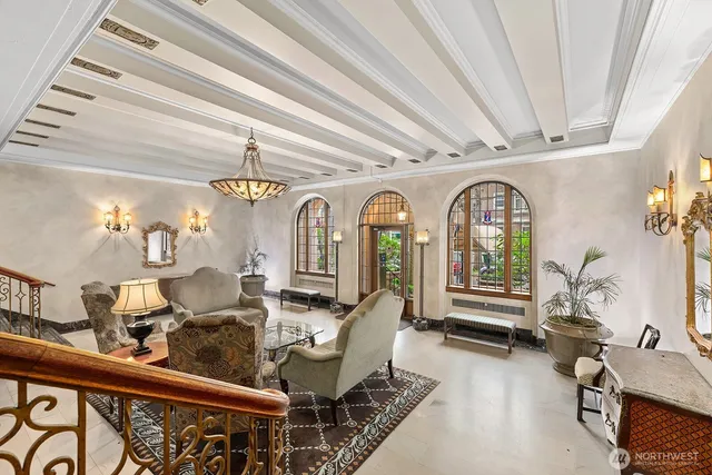 $415,000 | 1017 Minor Avenue, Unit 901, Seattle, WA 98104