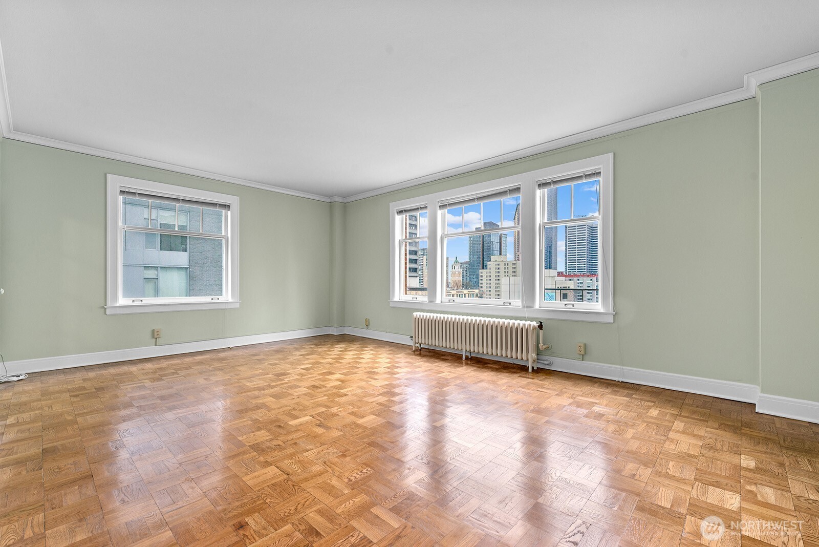 1017 Minor Avenue, Unit 901 Seattle, WA 98104 - Photo 8 of 29