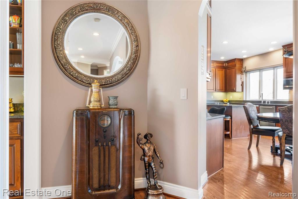 2018 Hickory Trail Drive Rochester Hills, MI 48309 - Photo 28 of 60