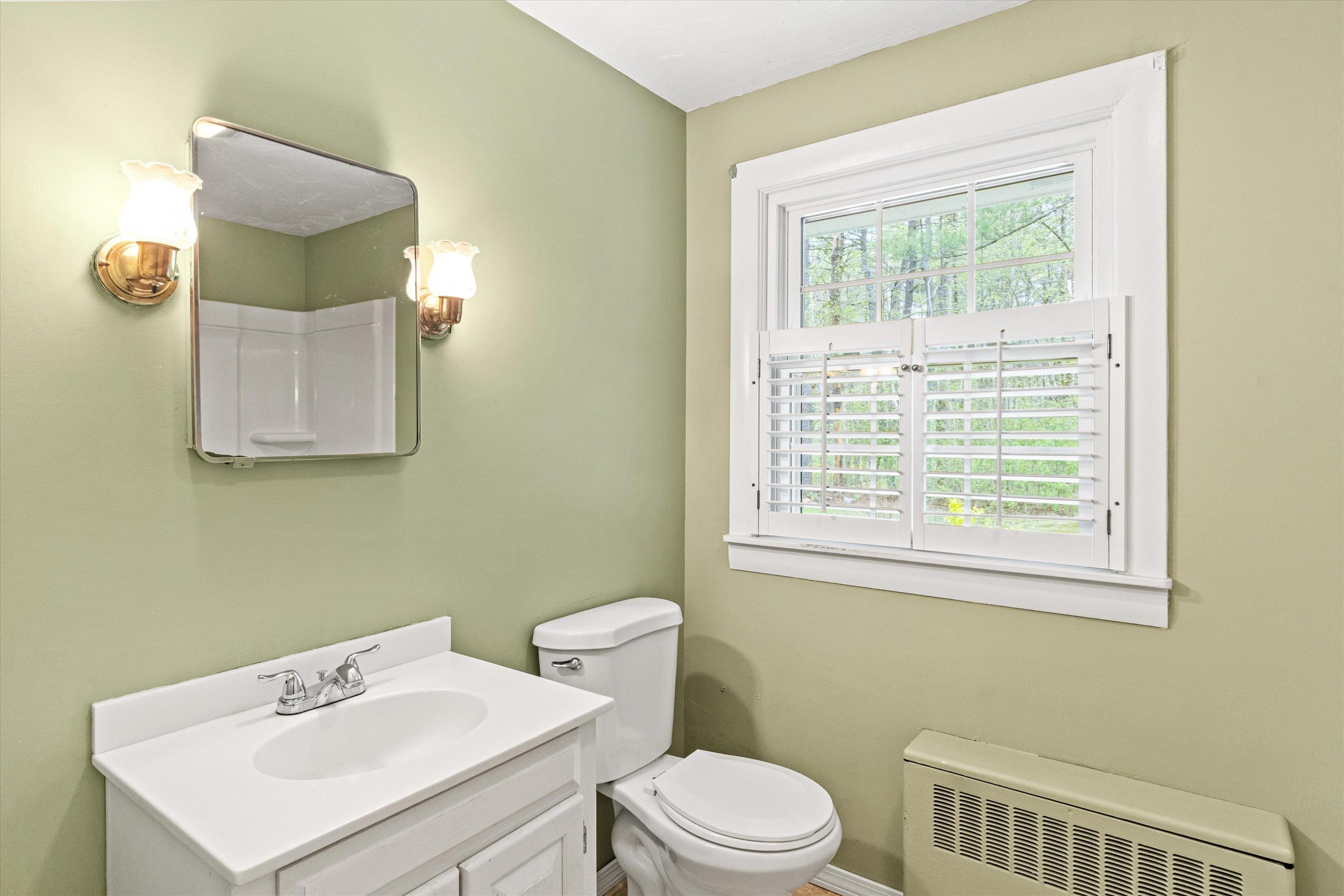 3 Hidden Ranch Drive Hooksett, NH 03106 - Photo 11 of 32