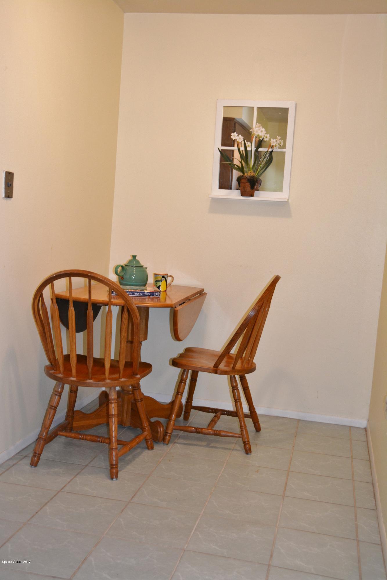 1615 Harlock Road Melbourne, FL 32934 - Photo 19 of 50 Breakfast nook