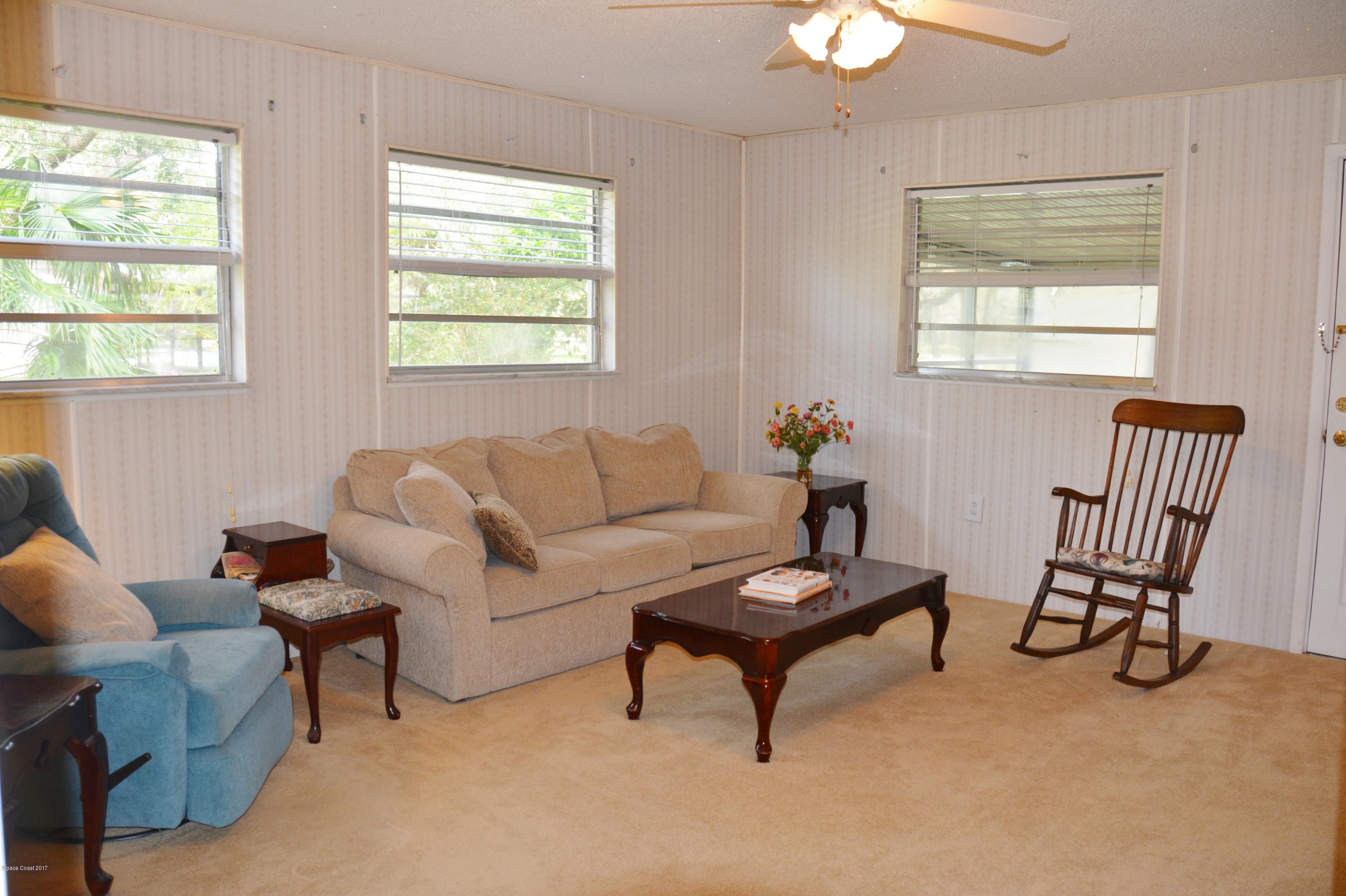 1615 Harlock Road Melbourne, FL 32934 - Photo 8 of 50 Family Room 2