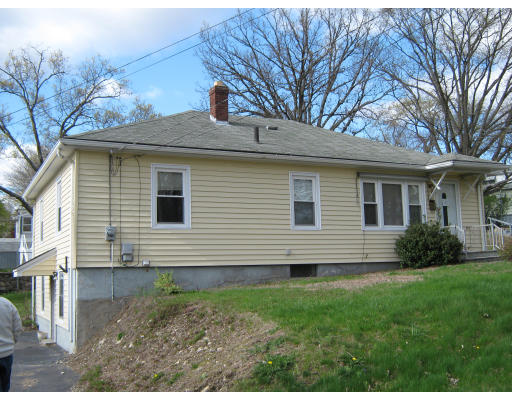 8 Hall Street Webster, MA 01570 - Photo 1 of 1 Gallery Image 1