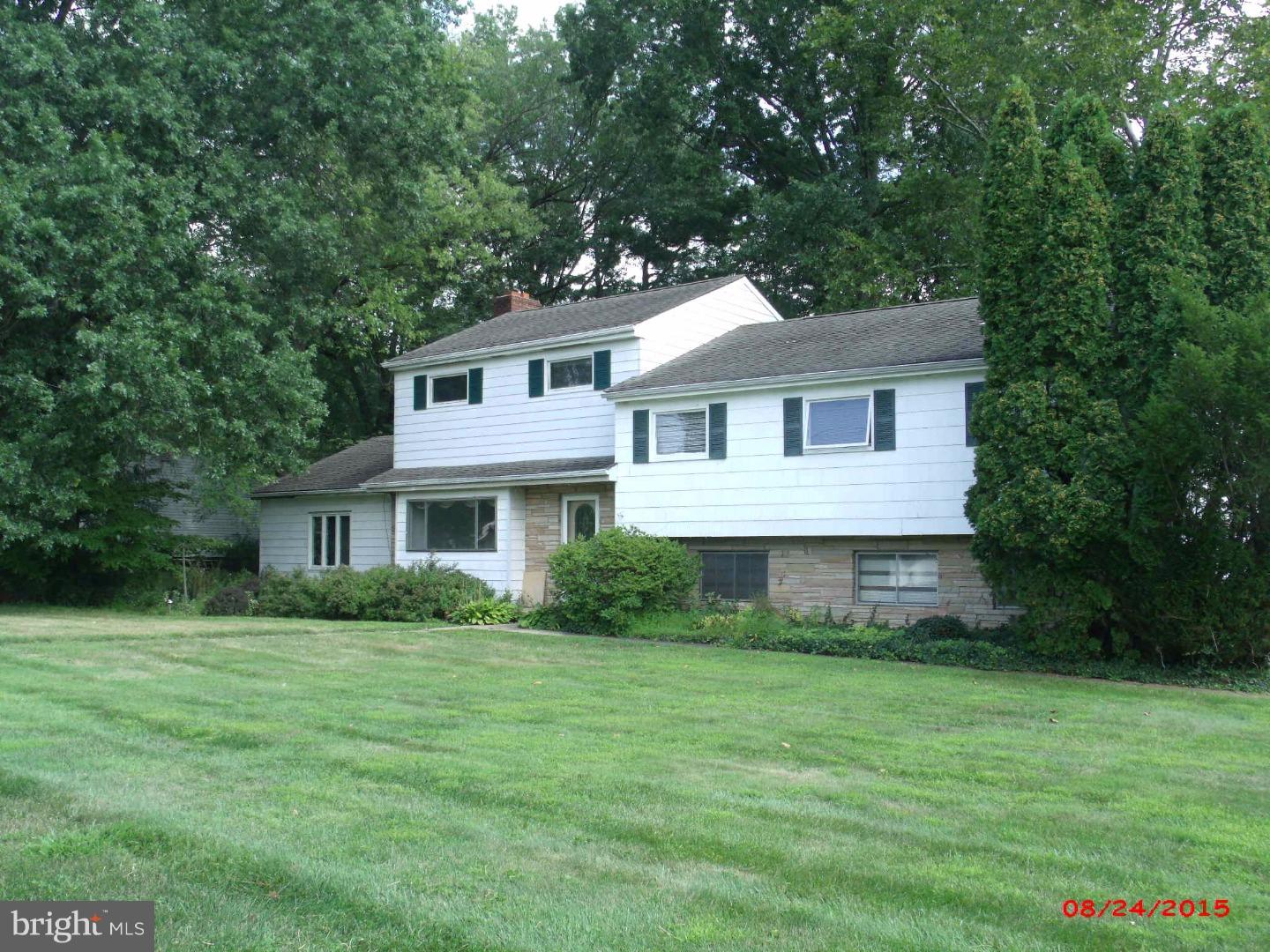 143 Upper Ferry Road Ewing, NJ 08628 - Photo 1 of 19