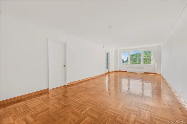 $399,900 | 3725 Henry Hudson Parkway West, Unit 6D | Riverdale