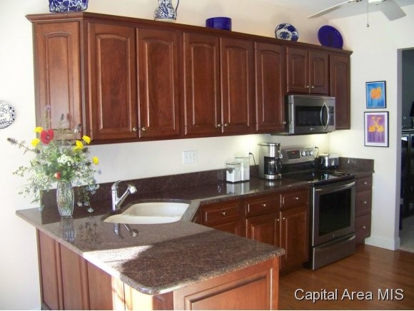 4910 Eagle Crest Court Springfield, IL 62711 - Photo 2 of 3 Gallery Image 2