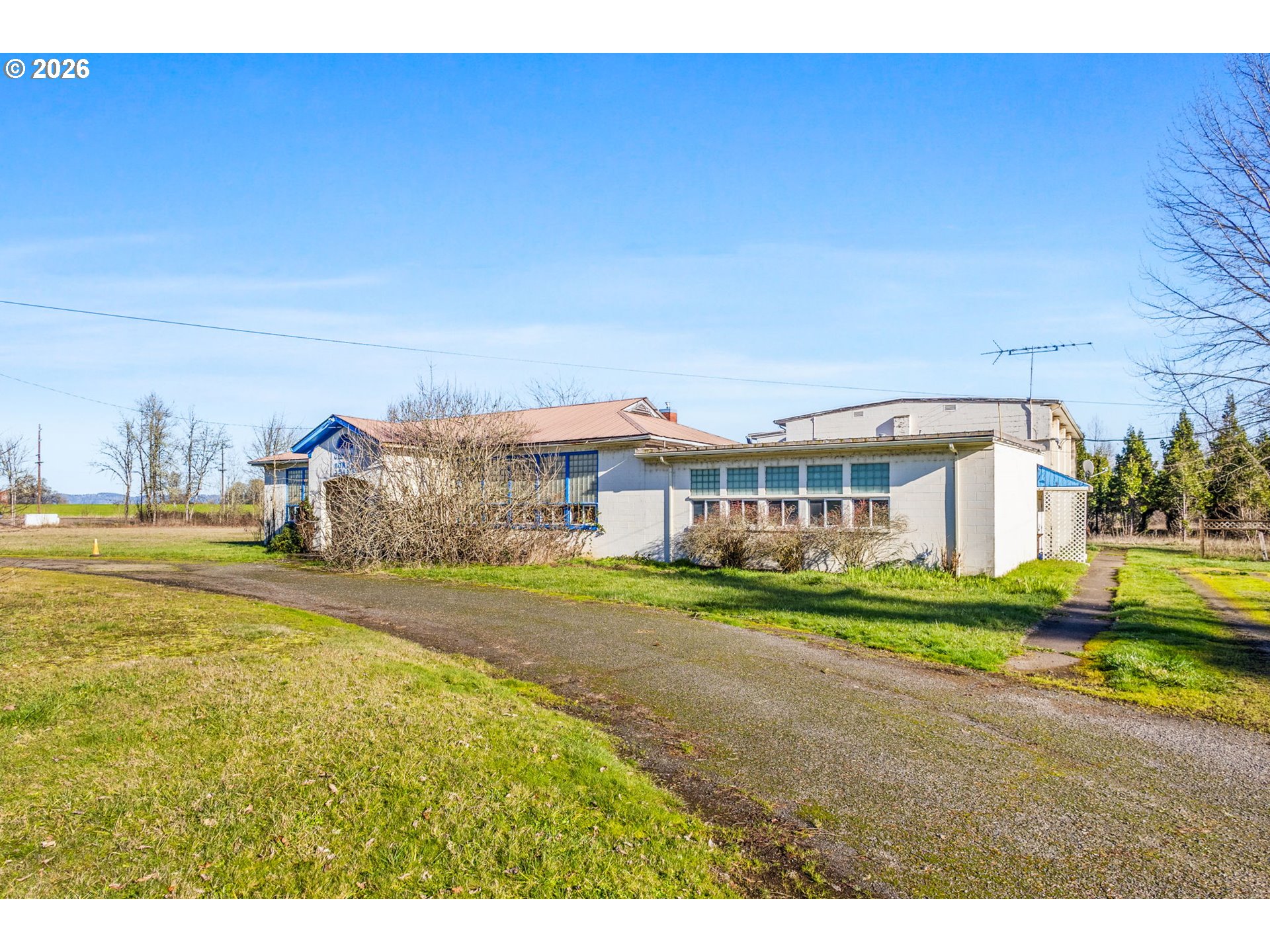 35113 Brewster Road Lebanon, OR 97355 - Photo 12 of 47