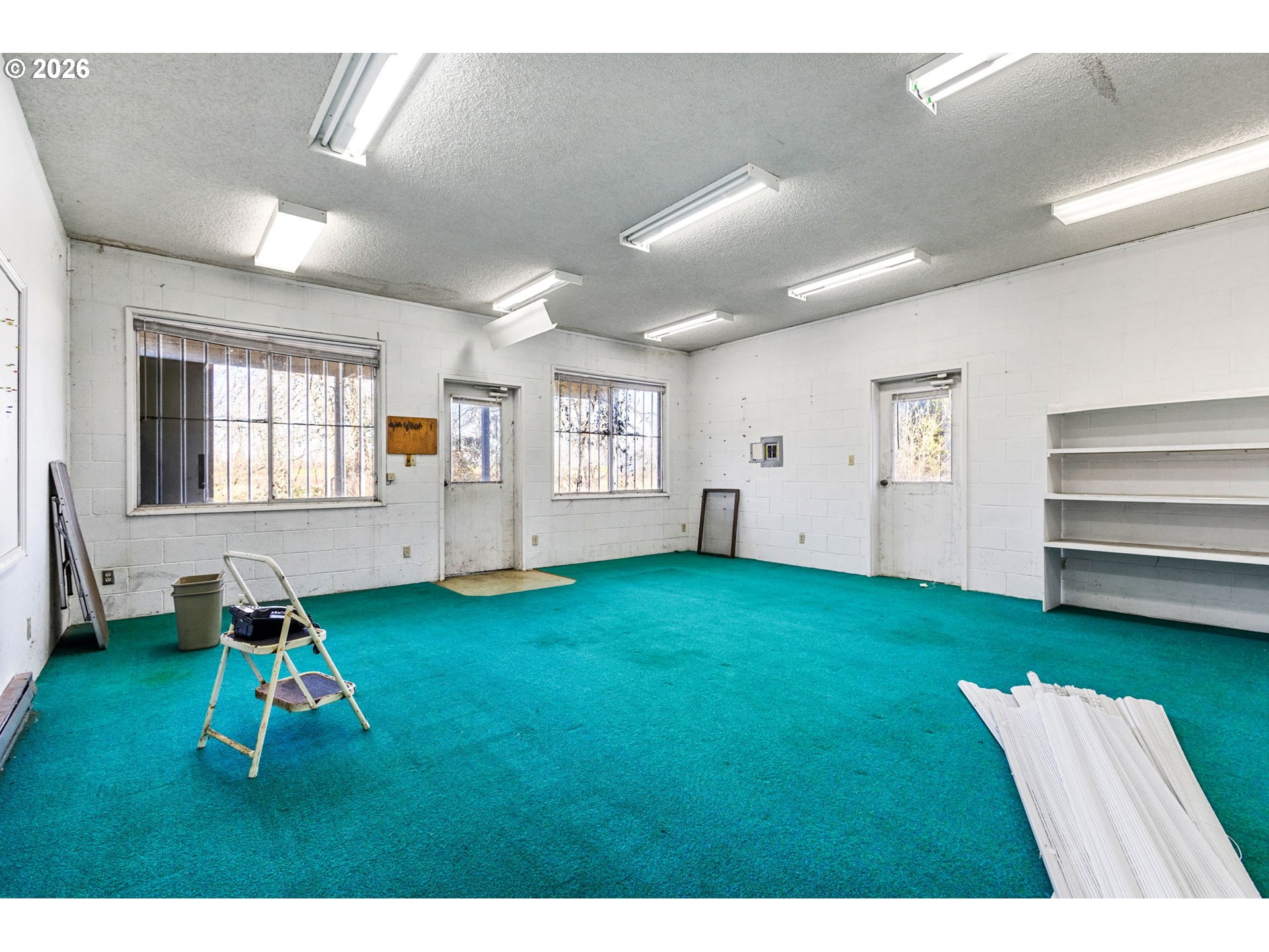 35113 Brewster Road Lebanon, OR 97355 - Photo 16 of 47