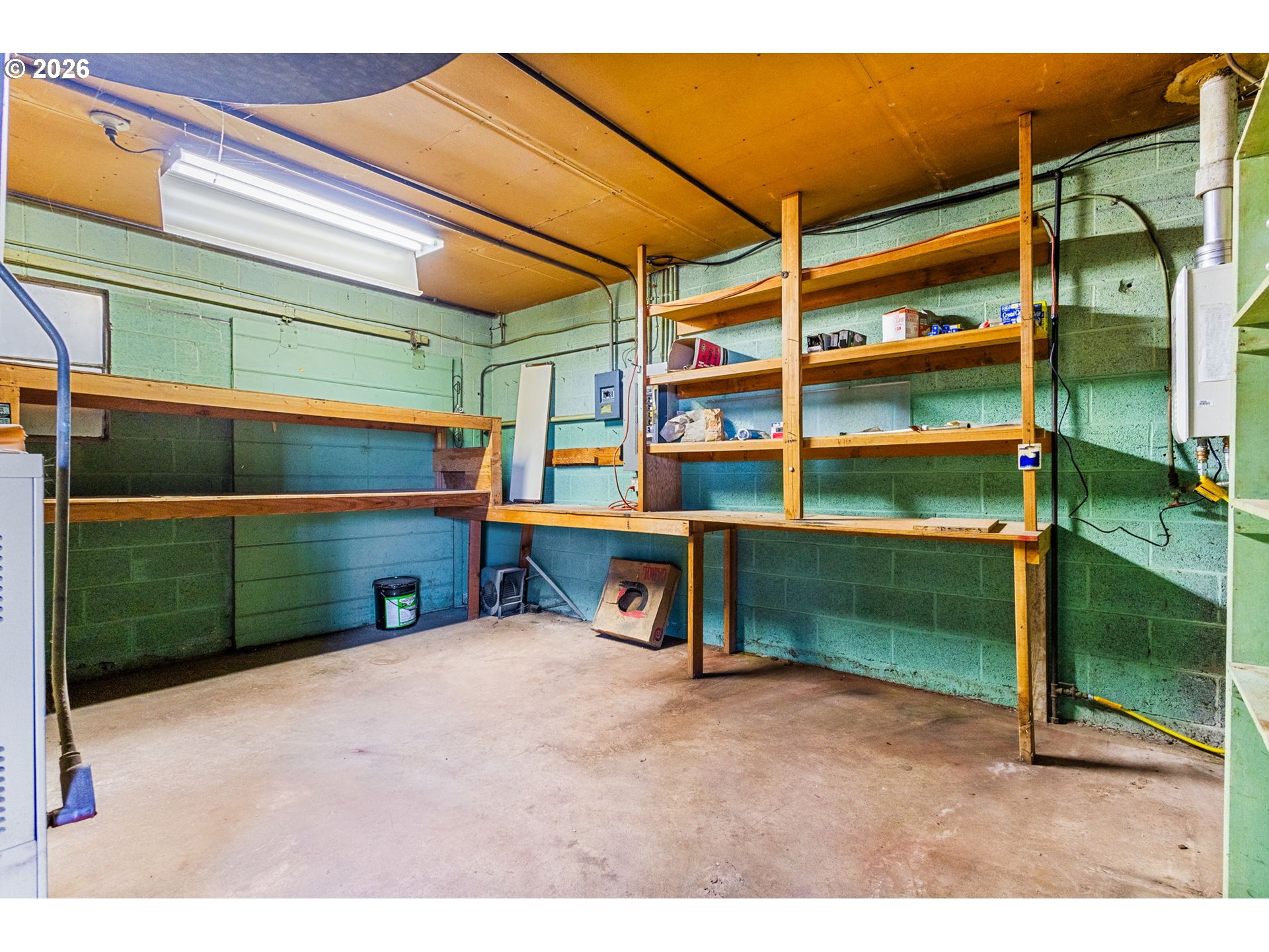 35113 Brewster Road Lebanon, OR 97355 - Photo 26 of 47