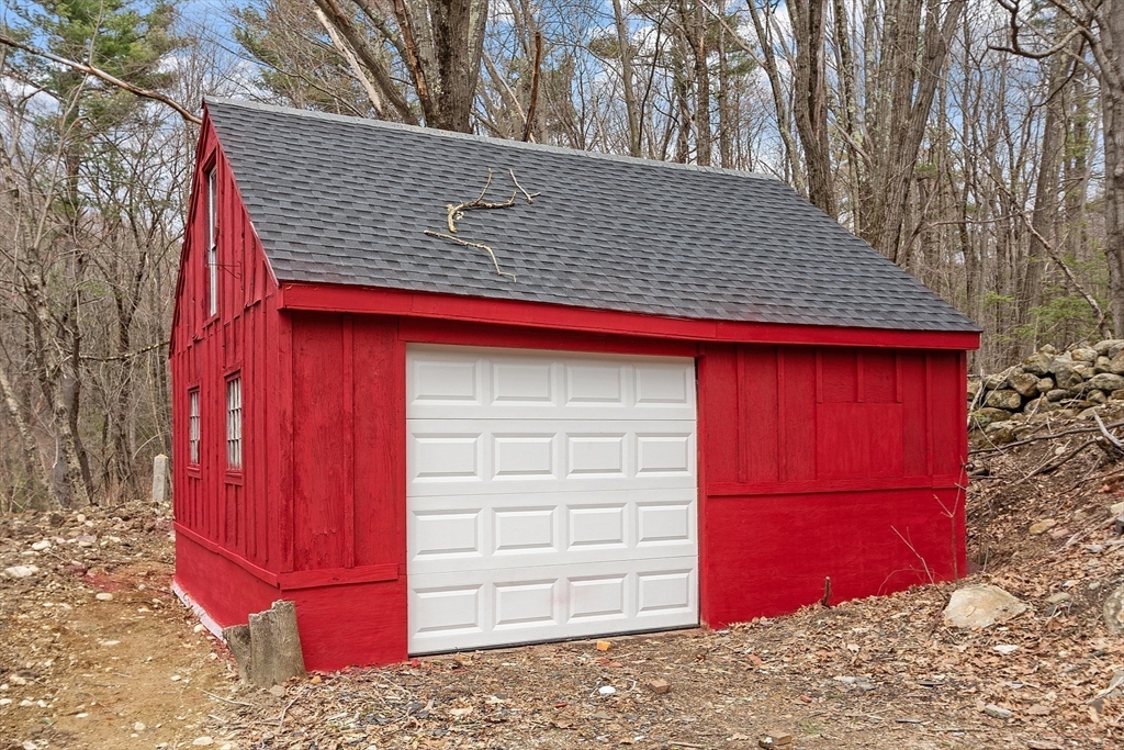 299 Sheldon Road Fitchburg, MA 01420 - Photo 36 of 39 Gallery Image 36