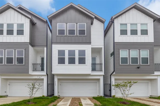 $3,300 | 3415 Yellowstone Boulevard, Houston, TX 77021