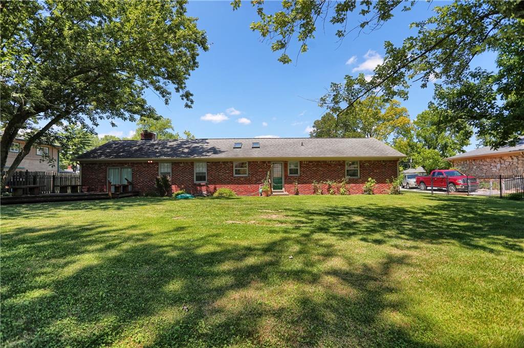 6421 Hythe Road Indianapolis, IN 46220 - Photo 34 of 36 Gallery Image 34