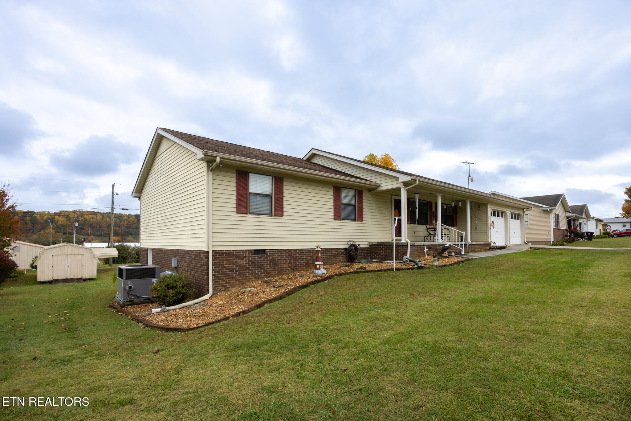 321 Guthrie Road Athens, TN 37303 - Photo 2 of 30 321 Guthrie Rd_001